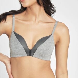 •new• LIVELY all-day deep v no-wire plunge bra in heather gray 34C